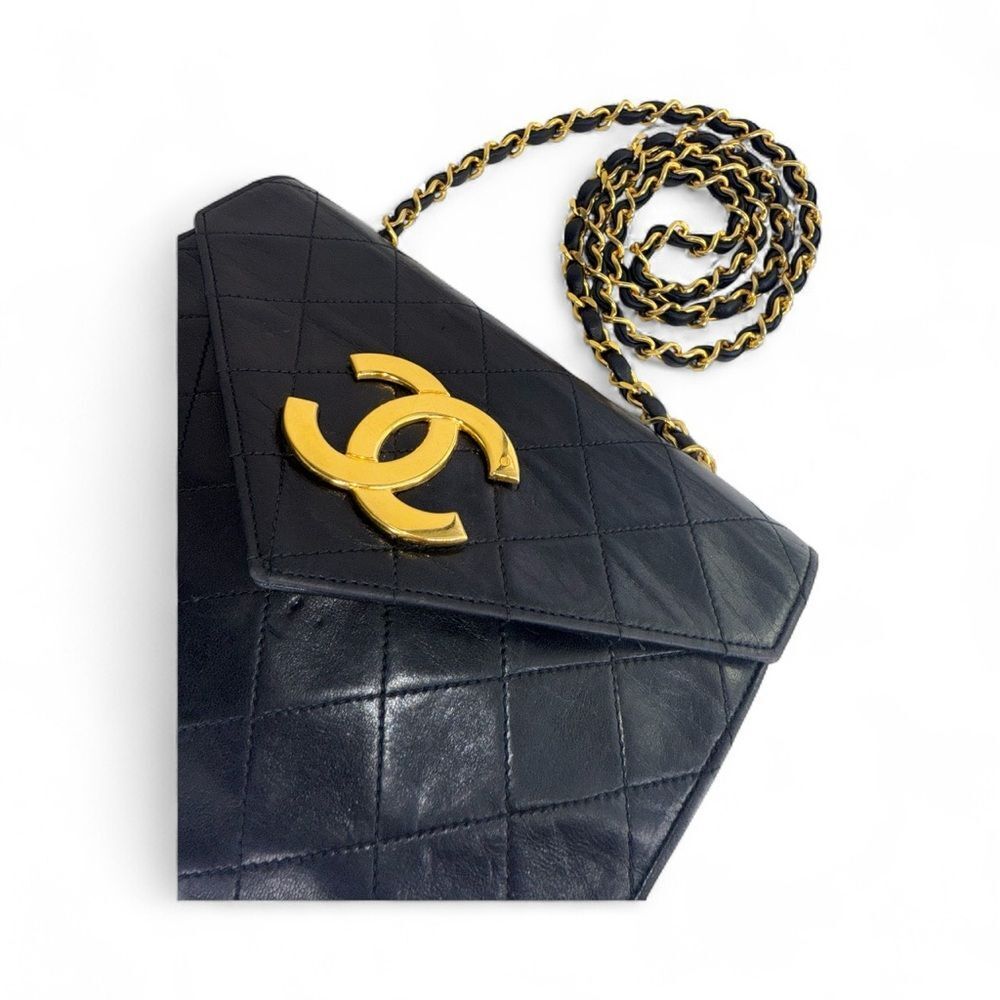 CHANEL Black Quilted 24K CC Logo Hardware Leather Shoulder Bag - Picture 9 of 15